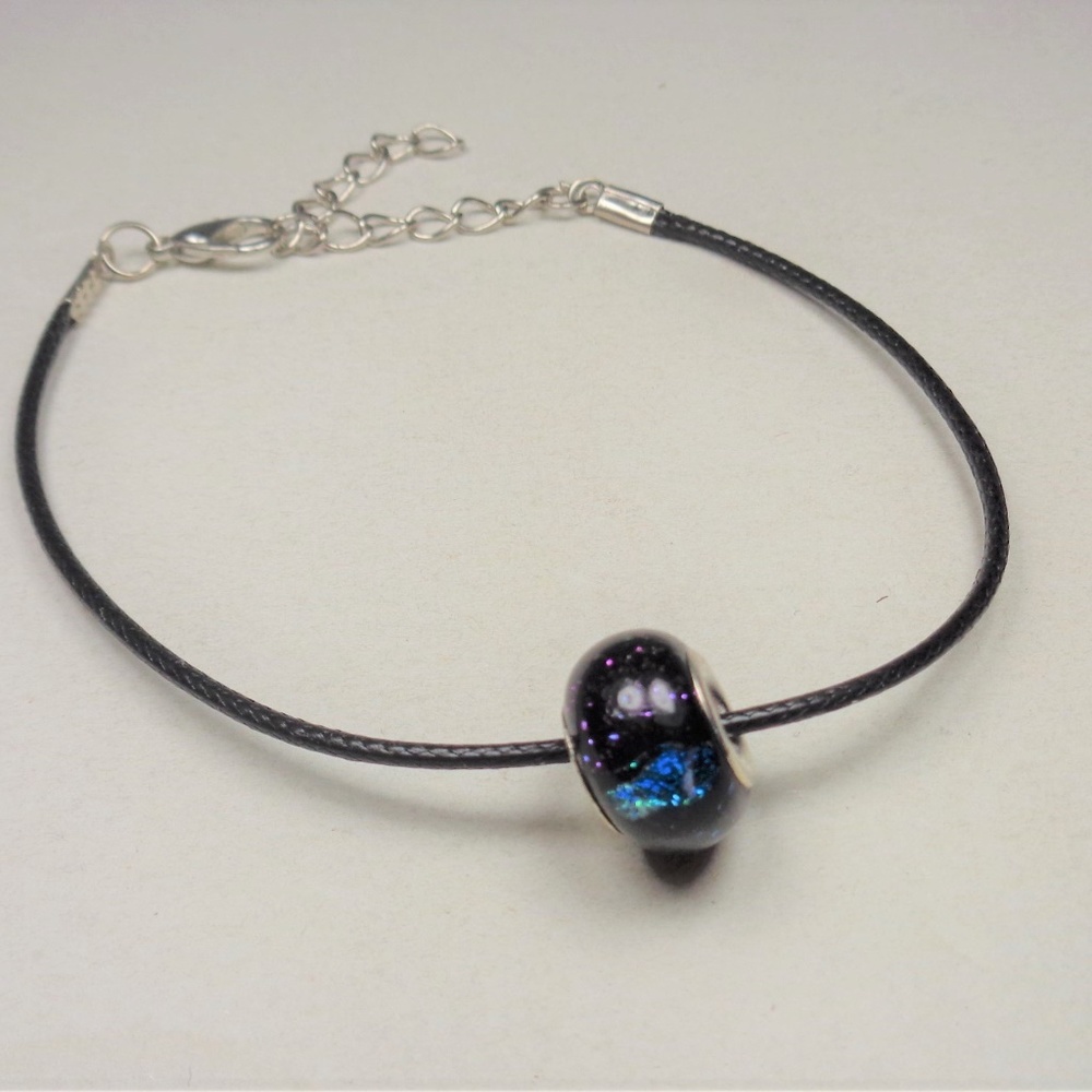 SURFERS BLACK MYSTIC RAINBOW BEAD BLACK BRACELET - Picture 3 of 8